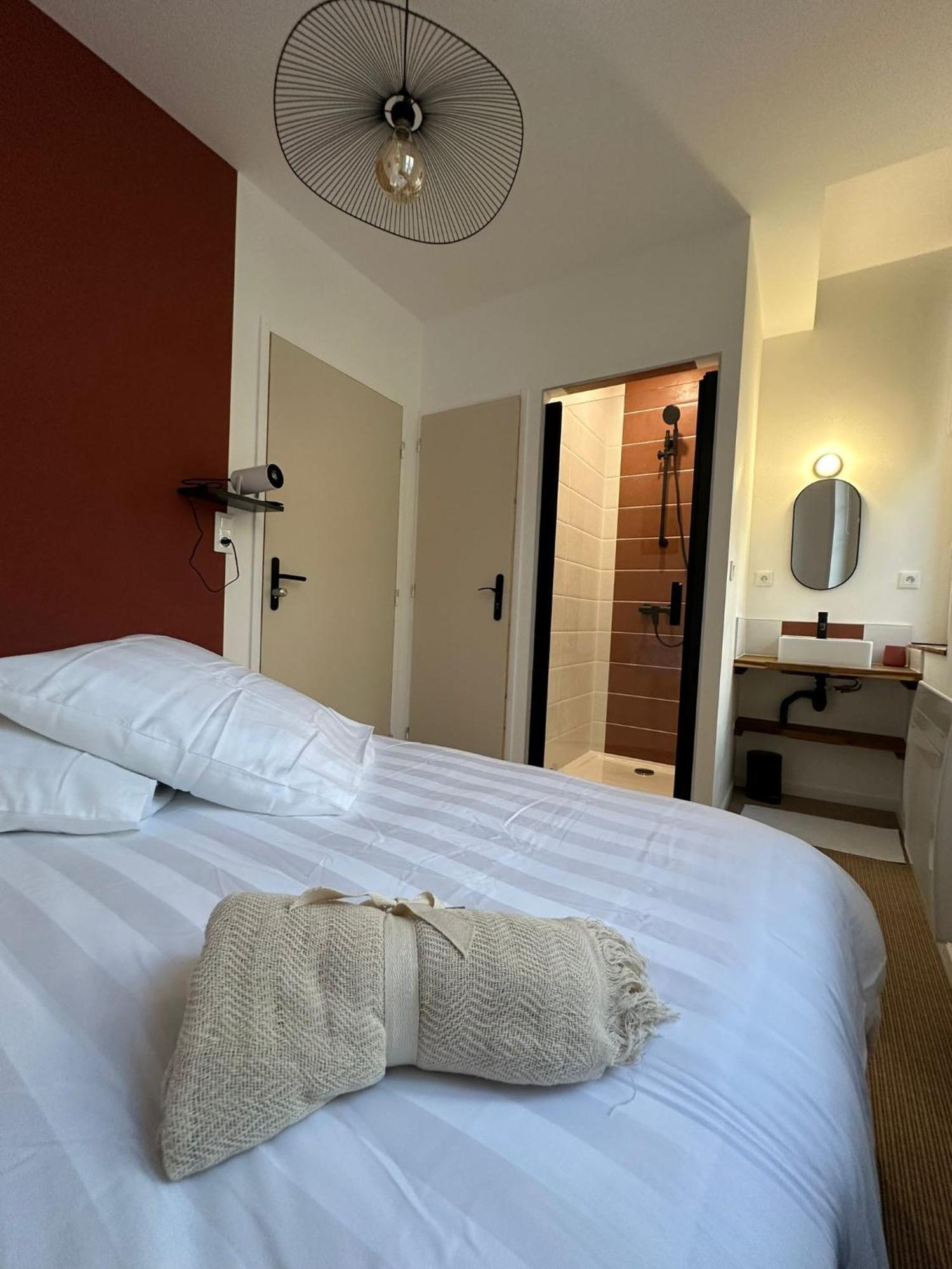 Maison Des Ambans Chambres D'Hotes Hypercentre 200M De La Gare Et Petit Dejeuner Inclus Agen Dış mekan fotoğraf